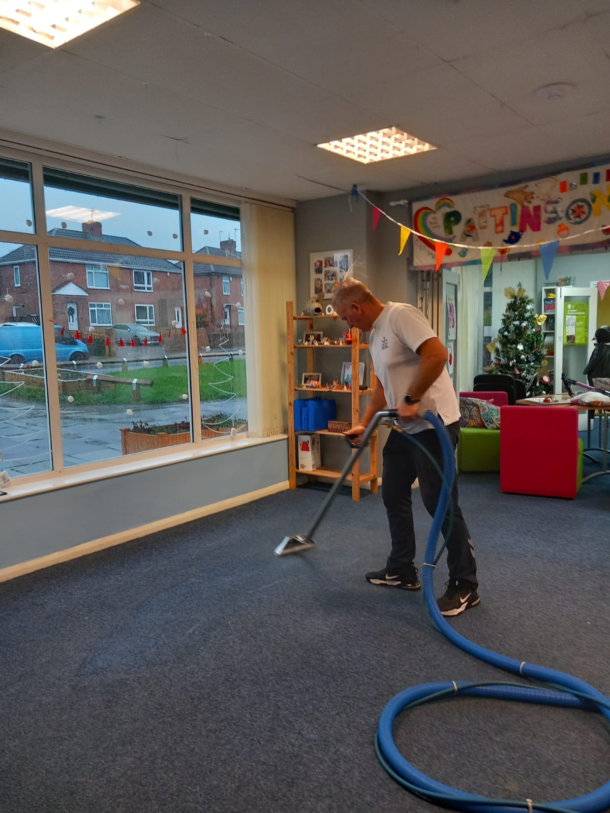 Carpet cleaning result from Carpet Guru 1